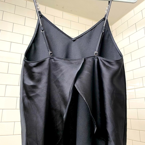 *NWOT* Victoria’s Secret SET! Embellished Cami w/ draped back & shorts. ⚫️ XS/S - Picture 6 of 9